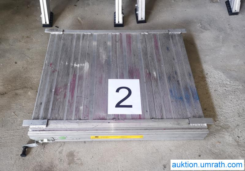 Posten Konvolut Zarges Plattform Laufsteg Bühne Überstieg Gehsteig Sockel Treppen Aluminium hochwertig - Équipement de garage: photos 5 Posten Konvolut Zarges Plattform Laufsteg Bühne Überstieg Gehsteig Sockel Treppen Aluminium hochwertig - Équipement de garage: photos 5