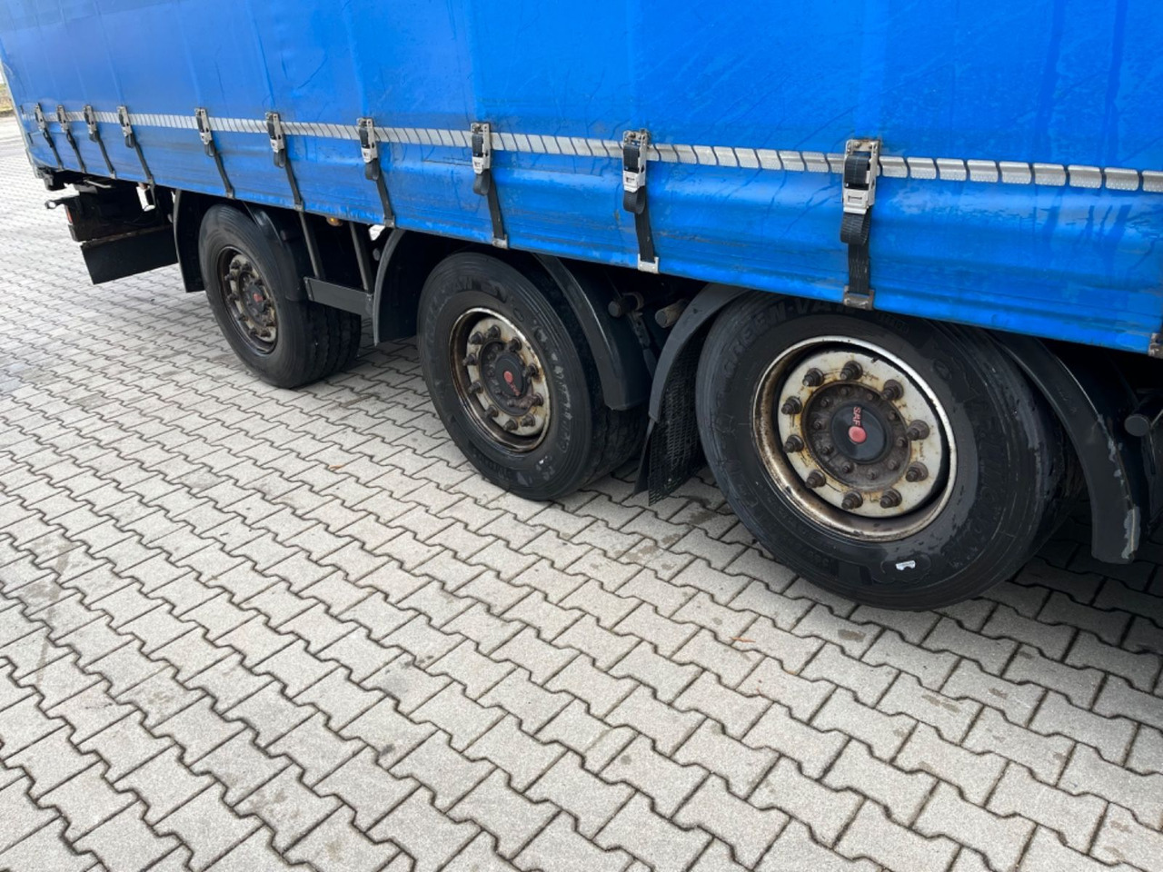 Semi-remorque rideaux coulissants Schwarzmüller S1 Pritsche Plane Mega Stapleraufnahme Jumbo: photos 6 Semi-remorque rideaux coulissants Schwarzmüller S1 Pritsche Plane Mega Stapleraufnahme Jumbo: photos 6