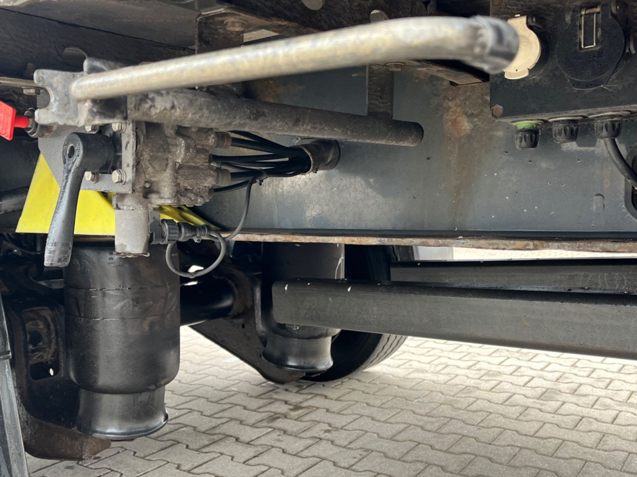 Semi-remorque rideaux coulissants Schwarzmüller S1 Pritsche Plane Mega Stapleraufnahme Jumbo: photos 10 Semi-remorque rideaux coulissants Schwarzmüller S1 Pritsche Plane Mega Stapleraufnahme Jumbo: photos 10