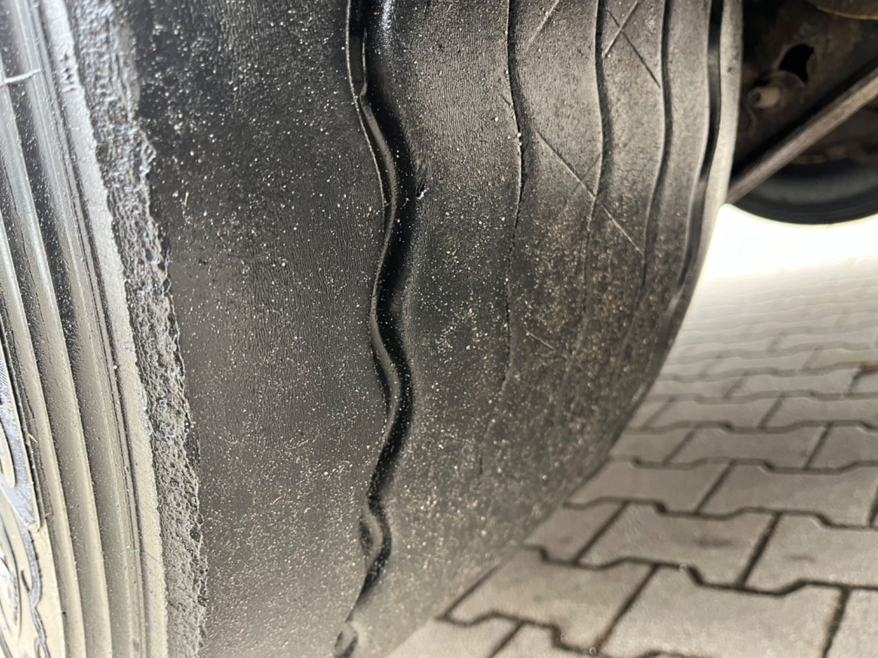 Semi-remorque rideaux coulissants Schwarzmüller S1 Pritsche Plane Mega Stapleraufnahme Jumbo: photos 15 Semi-remorque rideaux coulissants Schwarzmüller S1 Pritsche Plane Mega Stapleraufnahme Jumbo: photos 15