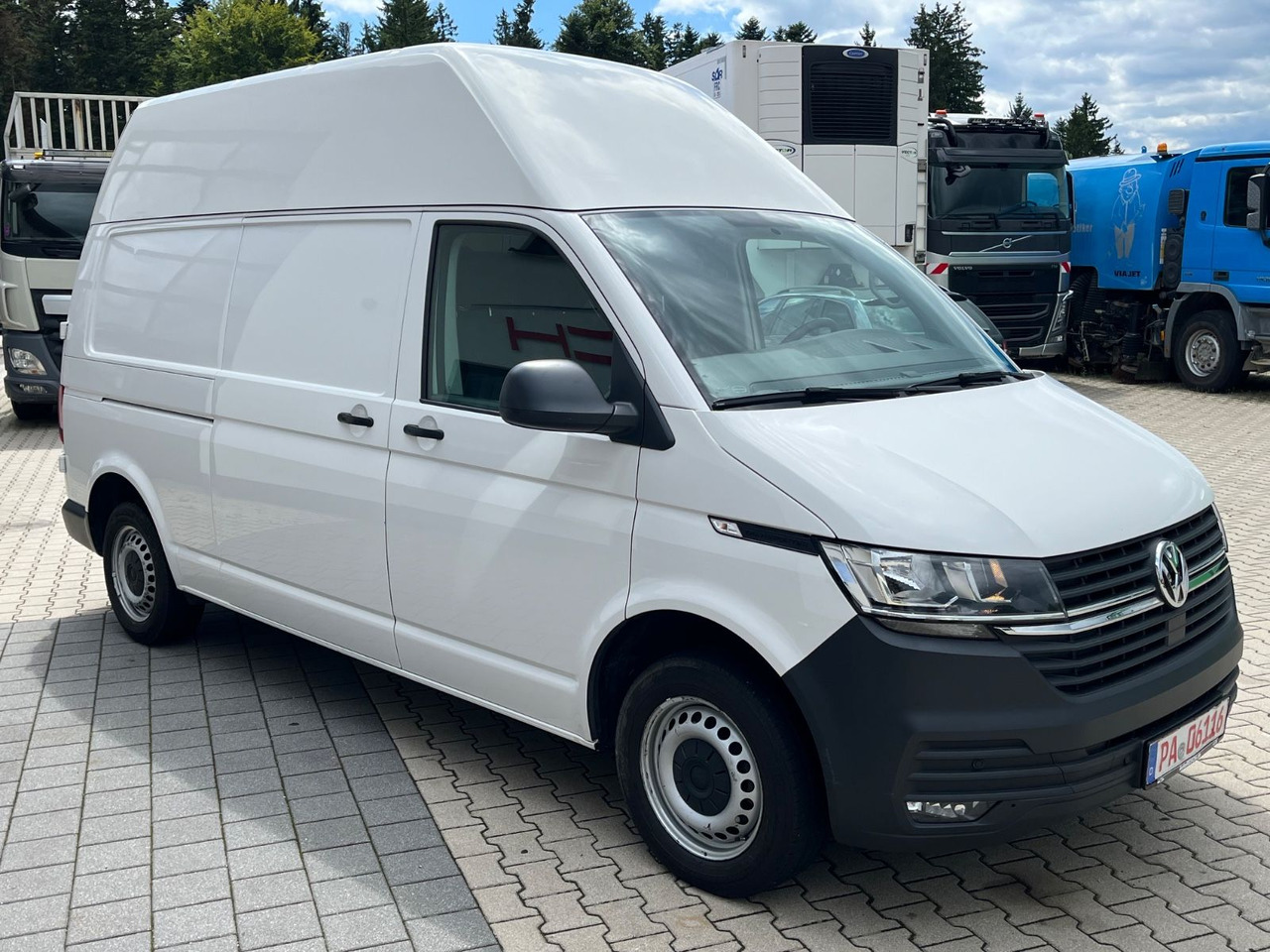 Volkswagen T6.1 Kastenwagen hoch - lang Klima PDC - Fourgonnette: photos 4 Volkswagen T6.1 Kastenwagen hoch - lang Klima PDC - Fourgonnette: photos 4