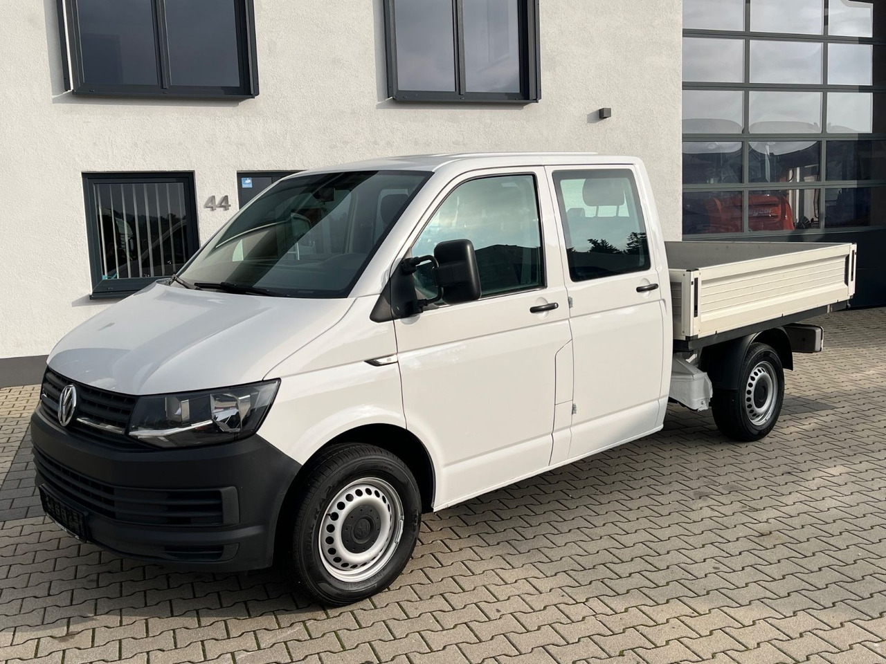 Volkswagen VW T6 DOKA Pritsche Allrad 4x4 - Utilitaire plateau, Utilitaire double cabine: photos 1 Volkswagen VW T6 DOKA Pritsche Allrad 4x4 - Utilitaire plateau, Utilitaire double cabine: photos 1
