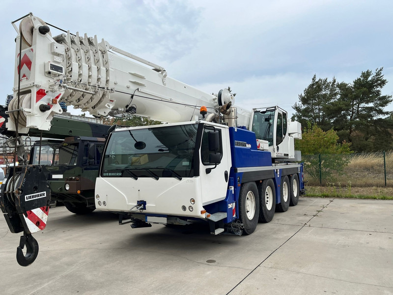 Liebherr LTM 1070-4.2 - Grue mobile: photos 1 Liebherr LTM 1070-4.2 - Grue mobile: photos 1