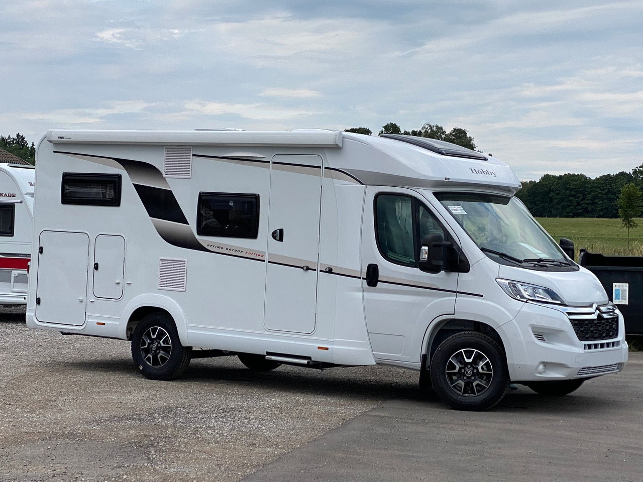 Hobby OPTIMA ONTOUR EDITION V65 GE NAVI MARKISE SAT - Camping-car profilé: photos 2 Hobby OPTIMA ONTOUR EDITION V65 GE NAVI MARKISE SAT - Camping-car profilé: photos 2