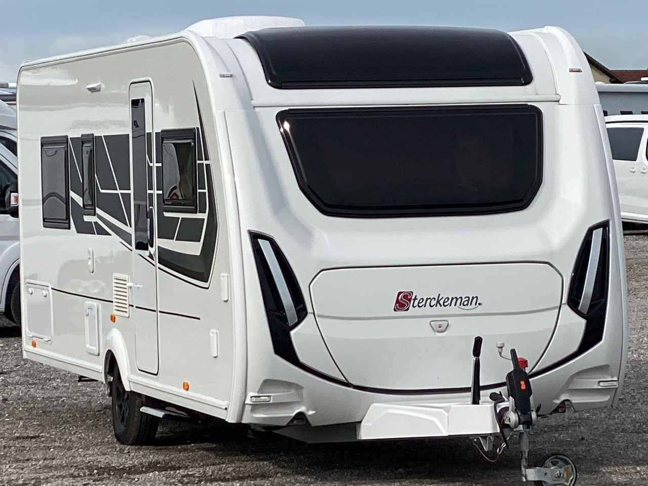 Sterckeman Alize Connect 560 CP, Quennsbett, Mover, Klima - Caravane: photos 1 Sterckeman Alize Connect 560 CP, Quennsbett, Mover, Klima - Caravane: photos 1