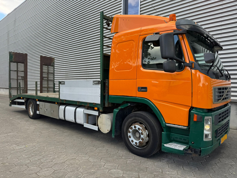 Volvo FM 300 / Machine Transport / Hydraulic Ramp / Klima / TUV:7-2025 / NL Truck - Camion: photos 2 Volvo FM 300 / Machine Transport / Hydraulic Ramp / Klima / TUV:7-2025 / NL Truck - Camion: photos 2