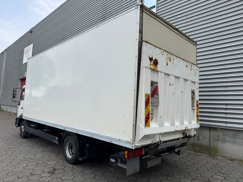 MAN 8.163 / Tail Lift / Manual / 3 Seats / Belgium Truck - Camion fourgon: photos 4 MAN 8.163 / Tail Lift / Manual / 3 Seats / Belgium Truck - Camion fourgon: photos 4