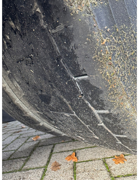 Tracteur routier DAF XF 480 SC / 2 Tanks / 2 Beds / Refrigerator: photos 18 Tracteur routier DAF XF 480 SC / 2 Tanks / 2 Beds / Refrigerator: photos 18