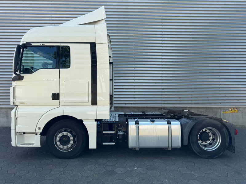 MAN TGX 18.500 XLX / Intarder / Roof Klima / 2 Tanks - Tracteur routier: photos 5 MAN TGX 18.500 XLX / Intarder / Roof Klima / 2 Tanks - Tracteur routier: photos 5