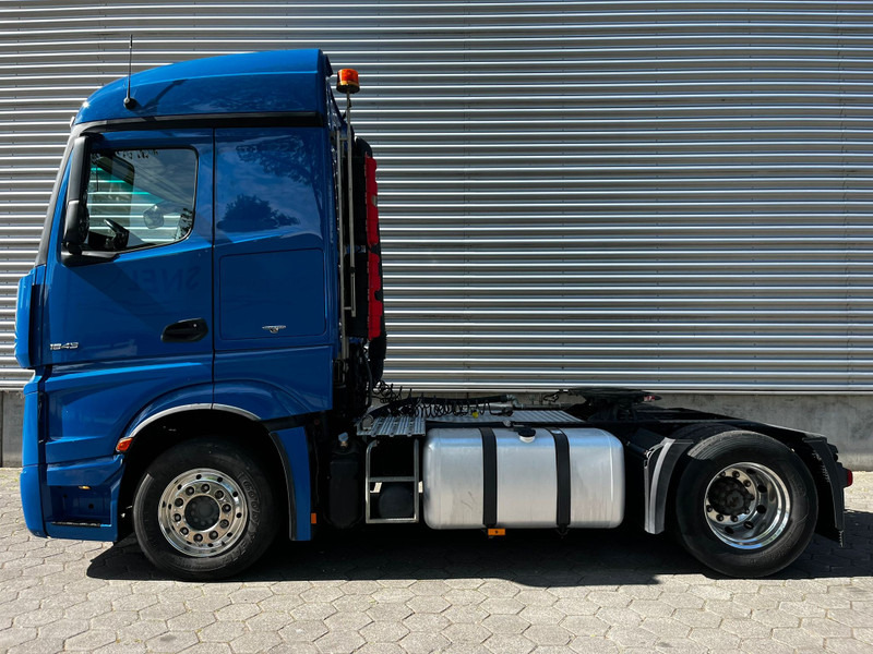 Mercedes-Benz Actros 1843 / Retarder / Hydarulic / ADR - Tracteur routier: photos 5 Mercedes-Benz Actros 1843 / Retarder / Hydarulic / ADR - Tracteur routier: photos 5