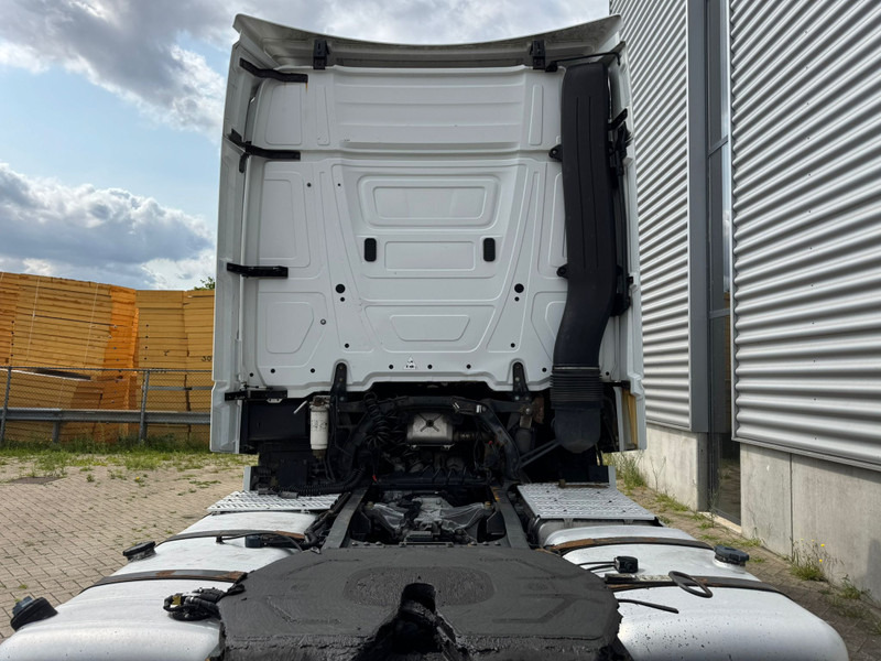 Tracteur routier Mercedes-Benz Actros 1845 / Euro 5 / 2 Tanks / 2 In Stock: photos 7