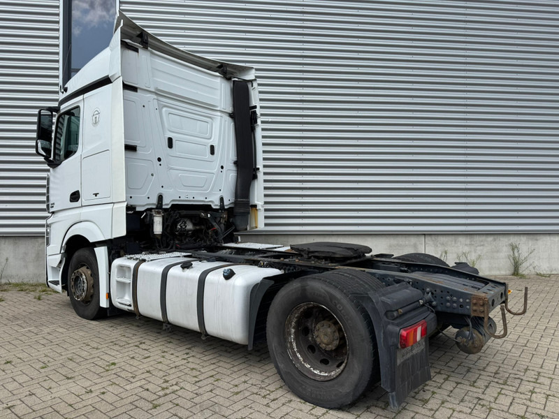 Mercedes-Benz Actros 1845 / Euro 5 / 2 Tanks / 2 In Stock - Tracteur routier: photos 3 Mercedes-Benz Actros 1845 / Euro 5 / 2 Tanks / 2 In Stock - Tracteur routier: photos 3