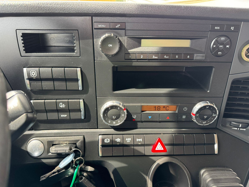 Tracteur routier Mercedes-Benz Actros 1845 / Euro 5 / 2 Tanks / 2 In Stock: photos 9