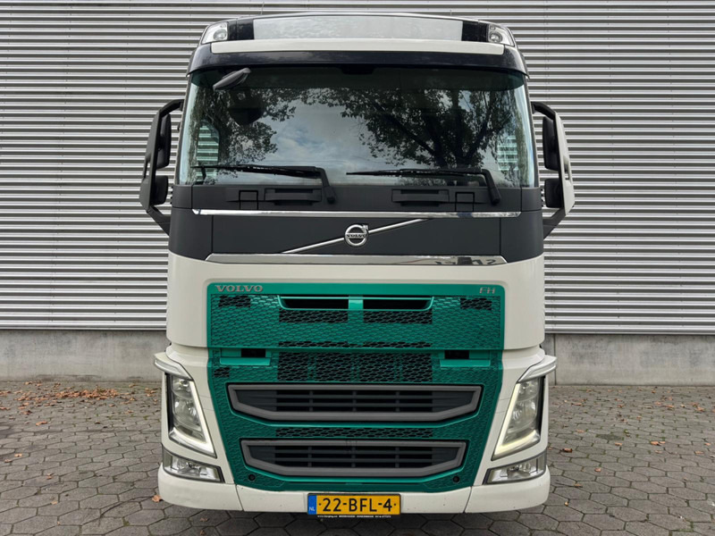Volvo FH 420 / I-Shift / 2 Tanks / Euro 6 / NL- Truck - Tracteur routier: photos 4 Volvo FH 420 / I-Shift / 2 Tanks / Euro 6 / NL- Truck - Tracteur routier: photos 4