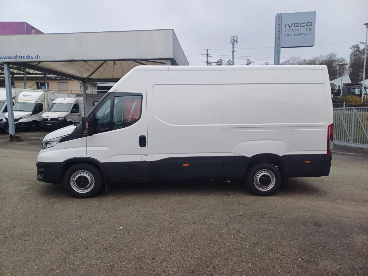 IVECO Daily 35S16V Euro6 Klima ZV - Fourgon utilitaire: photos 4 IVECO Daily 35S16V Euro6 Klima ZV - Fourgon utilitaire: photos 4