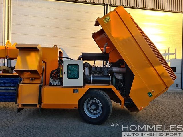 Balayeuse de voirie Overaasen RS 200: photos 11