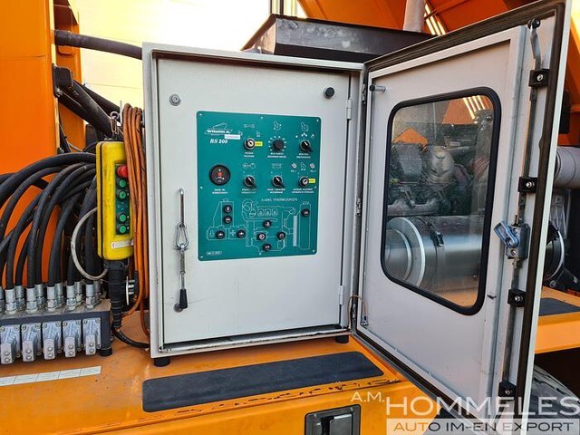 Balayeuse de voirie Overaasen RS 200: photos 13