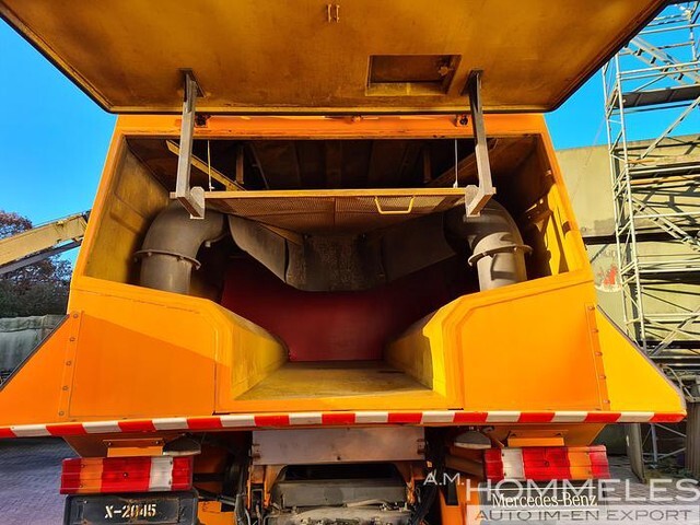 Balayeuse de voirie Overaasen RS 200: photos 16