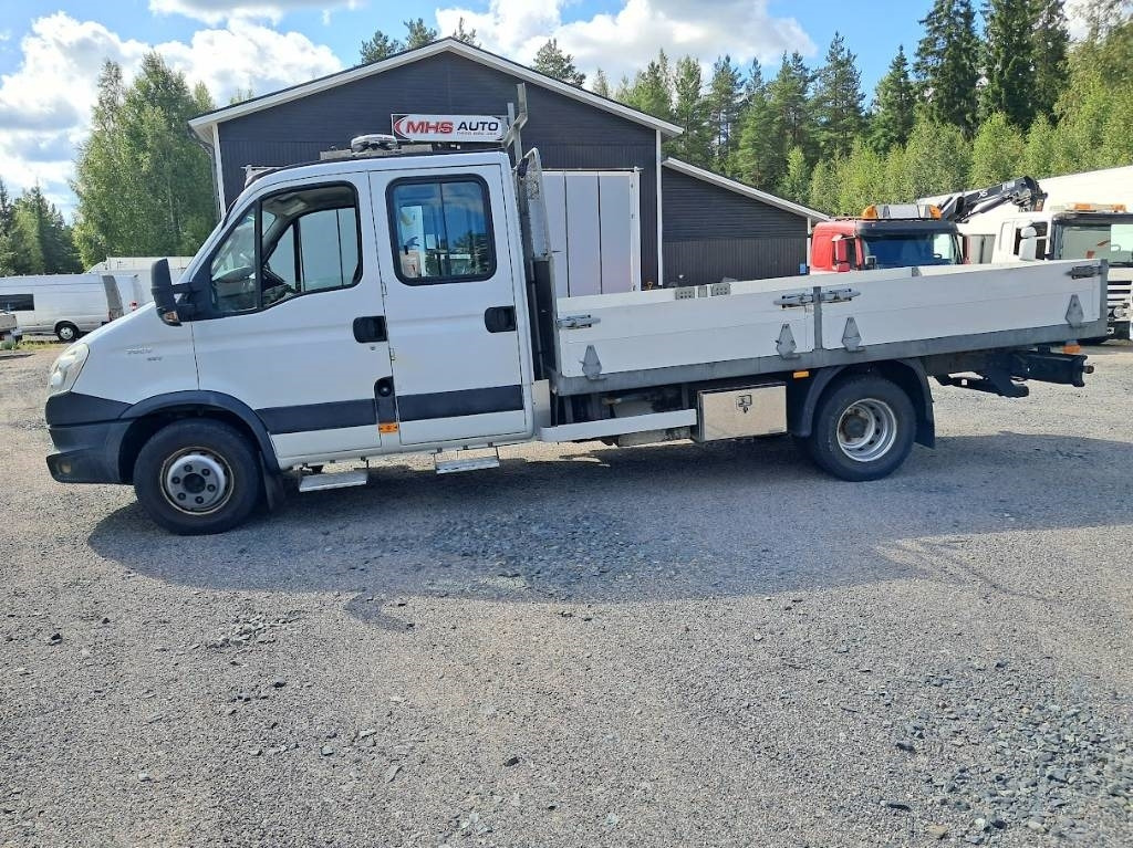Iveco Daily 70 C17 Doppel 3.0 - Camion plateau: photos 2 Iveco Daily 70 C17 Doppel 3.0 - Camion plateau: photos 2