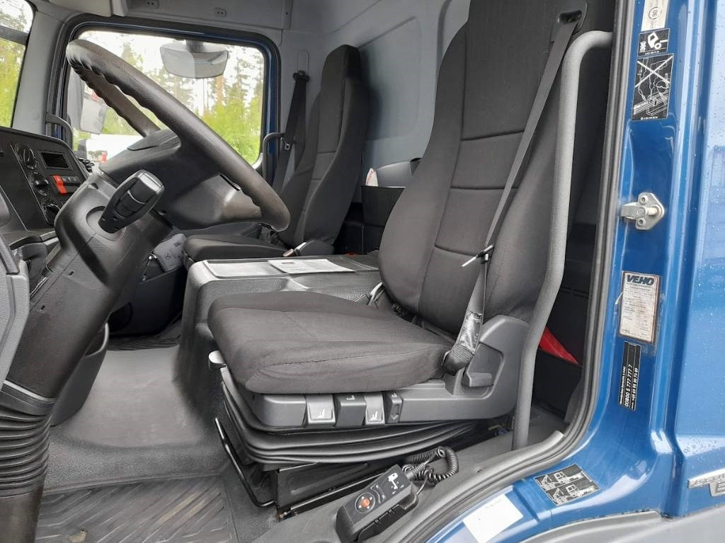 Camion frigorifique Mercedes-Benz Atego 821: photos 12