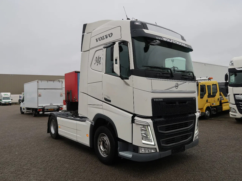Volvo FH 460 4x2, Globe, LA chass, 2 tanks, ACC, TOP! - Tracteur routier: photos 4 Volvo FH 460 4x2, Globe, LA chass, 2 tanks, ACC, TOP! - Tracteur routier: photos 4