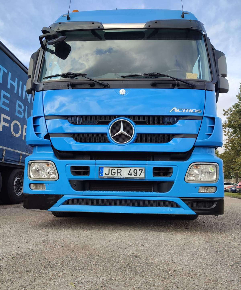 Mercedes-Benz 2544 - Camion plateau: photos 3 Mercedes-Benz 2544 - Camion plateau: photos 3