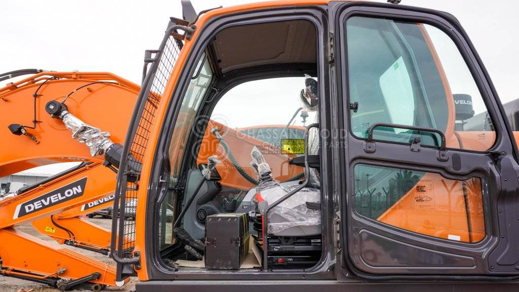 Pelle sur chenille Develon DX225LCA-7M Crawler Excavator MY2025: photos 15
