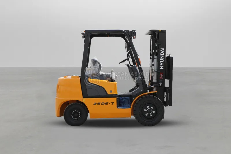 Chariot élévateur diesel Hyundai Forklift 25DE-7 2.5 TONS DIESEL 3 STAGE: photos 8 Chariot élévateur diesel Hyundai Forklift 25DE-7 2.5 TONS DIESEL 3 STAGE: photos 8