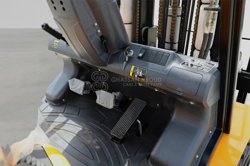 Chariot élévateur diesel Hyundai Forklift 25DE-7 2.5 TONS DIESEL 3 STAGE: photos 10 Chariot élévateur diesel Hyundai Forklift 25DE-7 2.5 TONS DIESEL 3 STAGE: photos 10