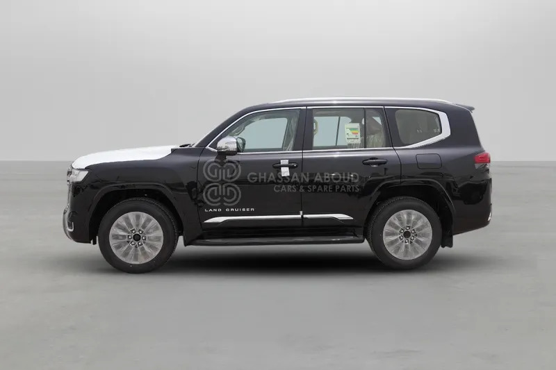 Toyota Land Cruiser 300 - SUV: photos 3 Toyota Land Cruiser 300 - SUV: photos 3