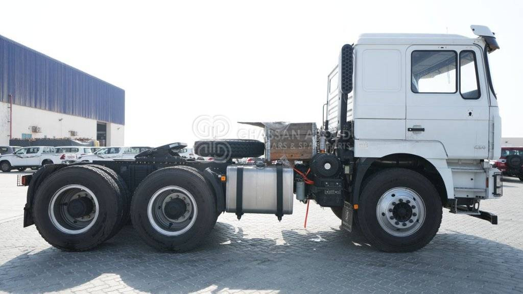SHACMAN F3000 6×4 Tractor Head MY25 - Tracteur routier: photos 5 SHACMAN F3000 6×4 Tractor Head MY25 - Tracteur routier: photos 5