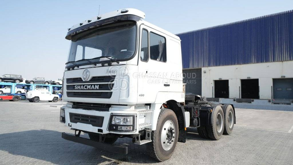 SHACMAN F3000 6×4 Tractor Head MY25 - Tracteur routier: photos 1 SHACMAN F3000 6×4 Tractor Head MY25 - Tracteur routier: photos 1