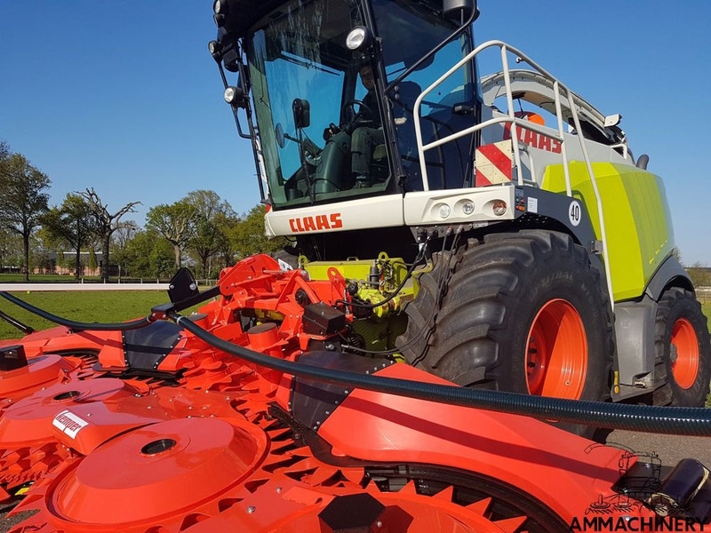 Claas 800 and 900 series - Ensileuse: photos 4 Claas 800 and 900 series - Ensileuse: photos 4