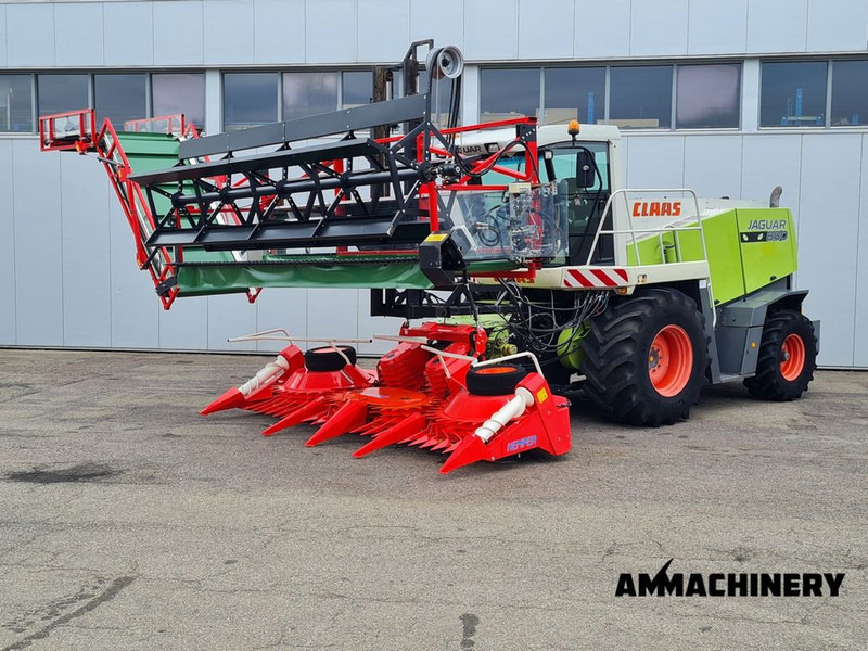 Claas Jaguar Double Cut HEMPER - Ensileuse: photos 3 Claas Jaguar Double Cut HEMPER - Ensileuse: photos 3