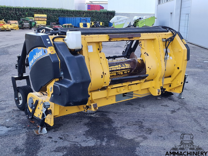 New Holland 273FP - Accessoire aux ensileuses: photos 4 New Holland 273FP - Accessoire aux ensileuses: photos 4