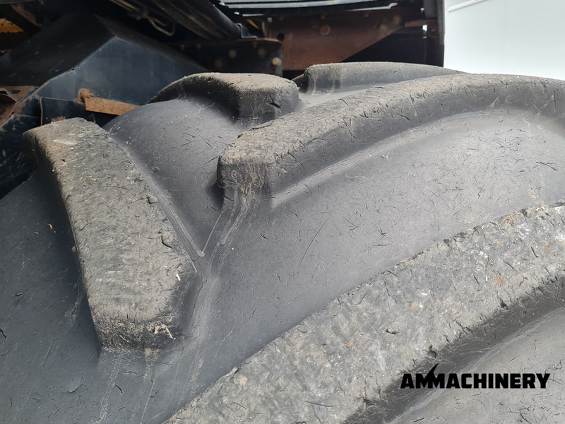 Ensileuse pour transport de la nourriture New Holland FR9060 including Kemper 375 Plus: photos 13 Ensileuse pour transport de la nourriture New Holland FR9060 including Kemper 375 Plus: photos 13