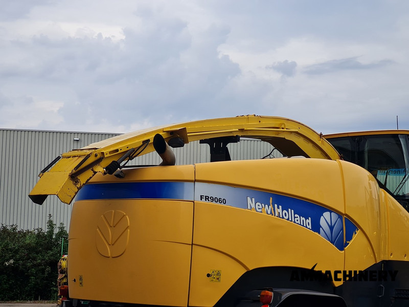 Ensileuse pour transport de la nourriture New Holland FR9060 including Kemper 375 Plus: photos 19 Ensileuse pour transport de la nourriture New Holland FR9060 including Kemper 375 Plus: photos 19