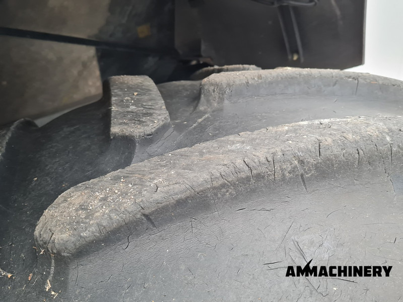 Ensileuse pour transport de la nourriture New Holland FR9060 including Kemper 375 Plus: photos 15 Ensileuse pour transport de la nourriture New Holland FR9060 including Kemper 375 Plus: photos 15