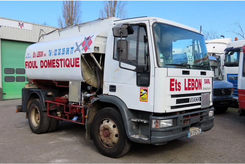 Iveco Eurocargo FUEL (DIESEL/PETROL) 8000 LITERS, COMP: 3500L,1000L, 3500L - Camion citerne, Camion grue: photos 2 Iveco Eurocargo FUEL (DIESEL/PETROL) 8000 LITERS, COMP: 3500L,1000L, 3500L - Camion citerne, Camion grue: photos 2