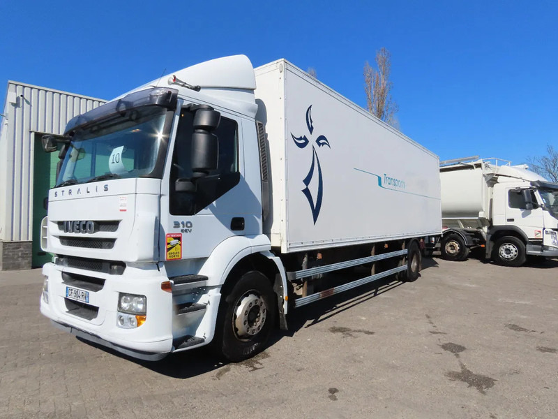 Iveco Stralis 310 8 meter box! Retarder, Great condition! - Camion fourgon: photos 2 Iveco Stralis 310 8 meter box! Retarder, Great condition! - Camion fourgon: photos 2