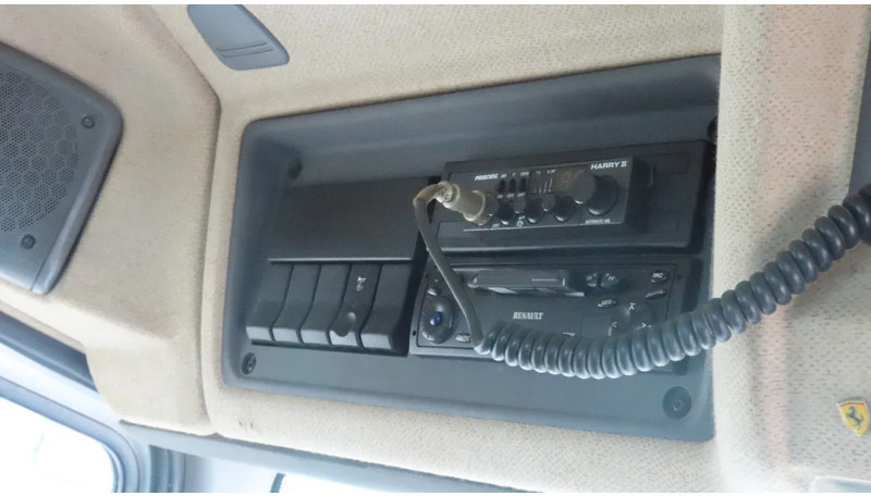 Camion malaxeur Renault Kerax 370 6X6! 10M3, FULL SPRIG. GREAT CONDITON!: photos 13 Camion malaxeur Renault Kerax 370 6X6! 10M3, FULL SPRIG. GREAT CONDITON!: photos 13