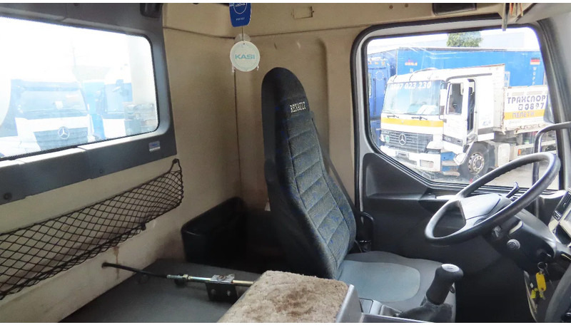 Camion malaxeur Renault Kerax 370 6X6! 10M3, FULL SPRIG. GREAT CONDITON!: photos 14 Camion malaxeur Renault Kerax 370 6X6! 10M3, FULL SPRIG. GREAT CONDITON!: photos 14