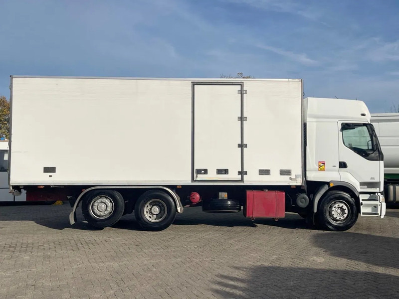 Renault Premium 400 259937 km! EURO 2, Manual injection! 3 axels! Greaf condition! - Camion frigorifique: photos 4 Renault Premium 400 259937 km! EURO 2, Manual injection! 3 axels! Greaf condition! - Camion frigorifique: photos 4