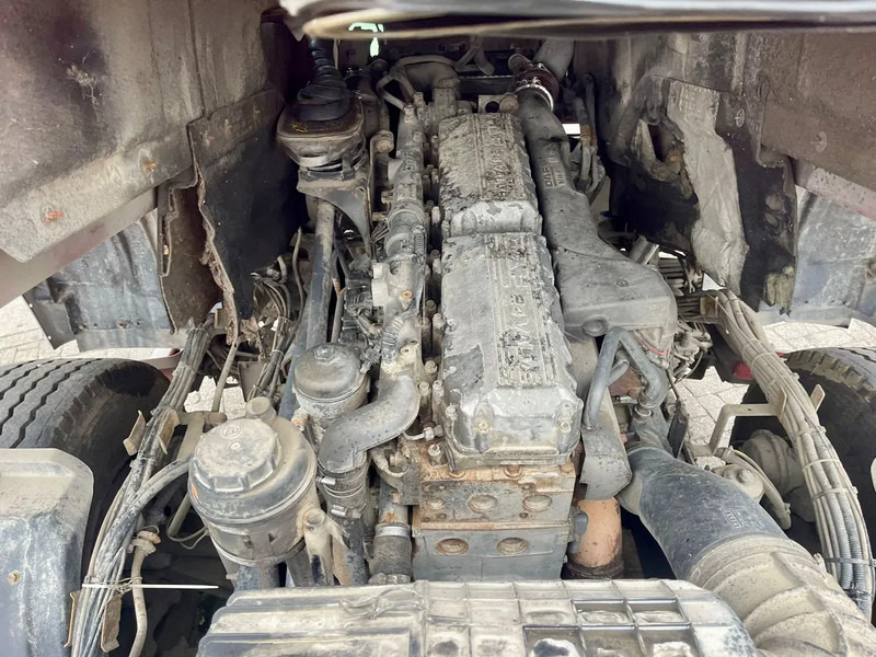 DAF CF 85.430 MANUAL ! TOP Condition ! - Tracteur routier: photos 3 DAF CF 85.430 MANUAL ! TOP Condition ! - Tracteur routier: photos 3