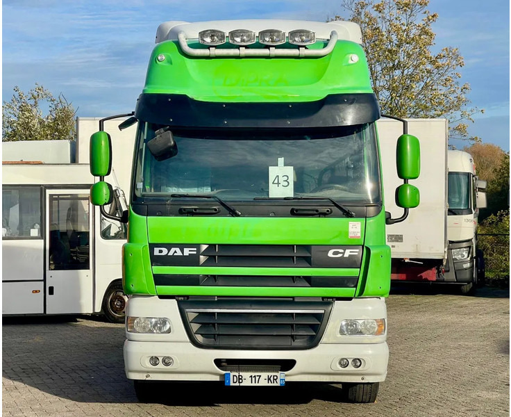 DAF CF 85.460 12/2013!! RETARDER, HYDRAULIC / PTO . Great Condition! - Tracteur routier: photos 2 DAF CF 85.460 12/2013!! RETARDER, HYDRAULIC / PTO . Great Condition! - Tracteur routier: photos 2
