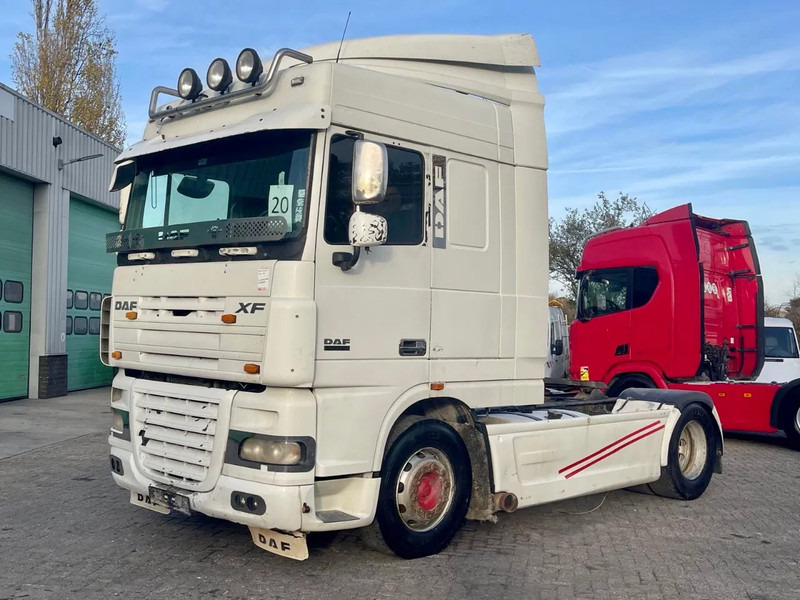 DAF XF 105.460 Manual gearbox! - Tracteur routier: photos 1 DAF XF 105.460 Manual gearbox! - Tracteur routier: photos 1