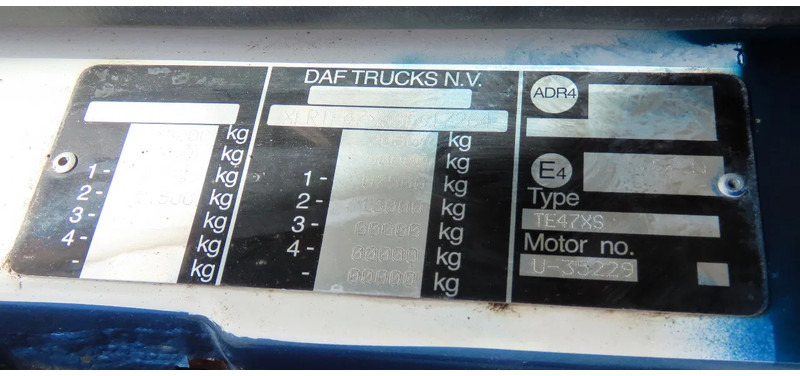 Tracteur routier DAF XF 95.530 EURO4. Royal DAF!: photos 9