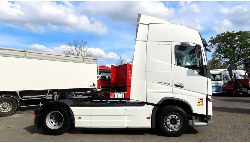 Volvo FH 460 YV2RTY0A1JB866887, 2X FUEL TANK, FRIGO - Tracteur routier: photos 4 Volvo FH 460 YV2RTY0A1JB866887, 2X FUEL TANK, FRIGO - Tracteur routier: photos 4