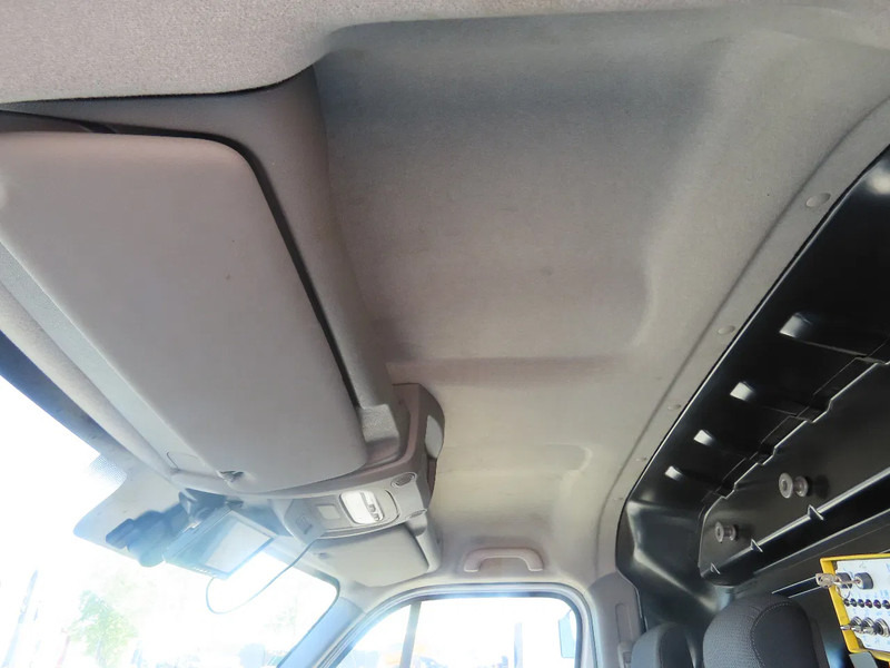 Véhicule utilitaire Renault Master 10,5 m, 3 seats, 3500 kg, euro6: photos 14 Véhicule utilitaire Renault Master 10,5 m, 3 seats, 3500 kg, euro6: photos 14