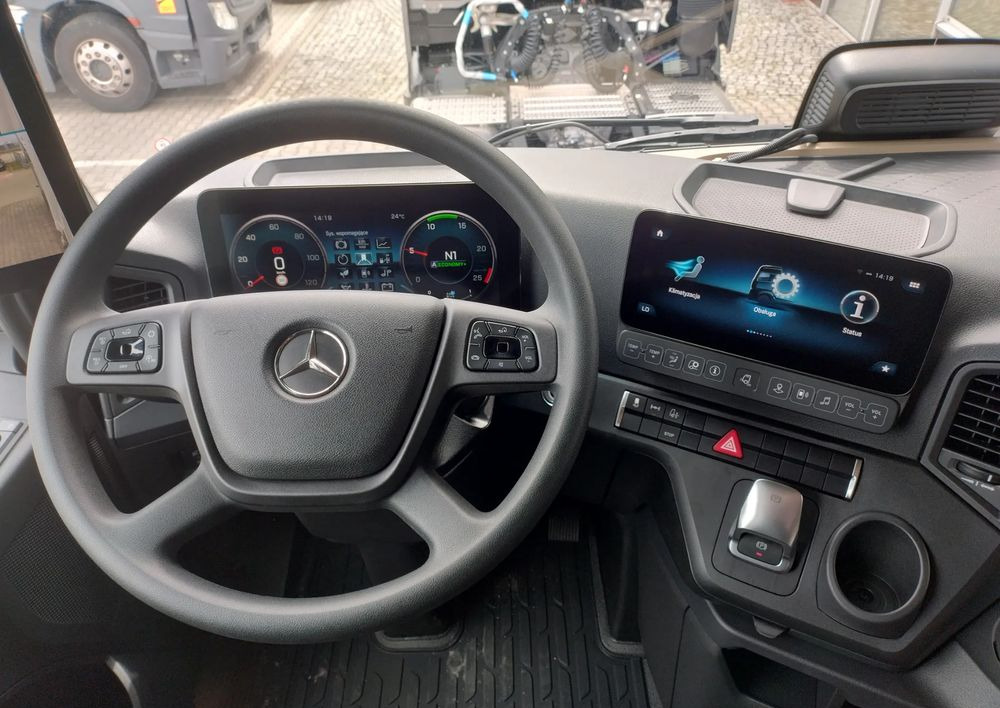 Mercedes-Benz Actros - Tracteur routier: photos 5 Mercedes-Benz Actros - Tracteur routier: photos 5